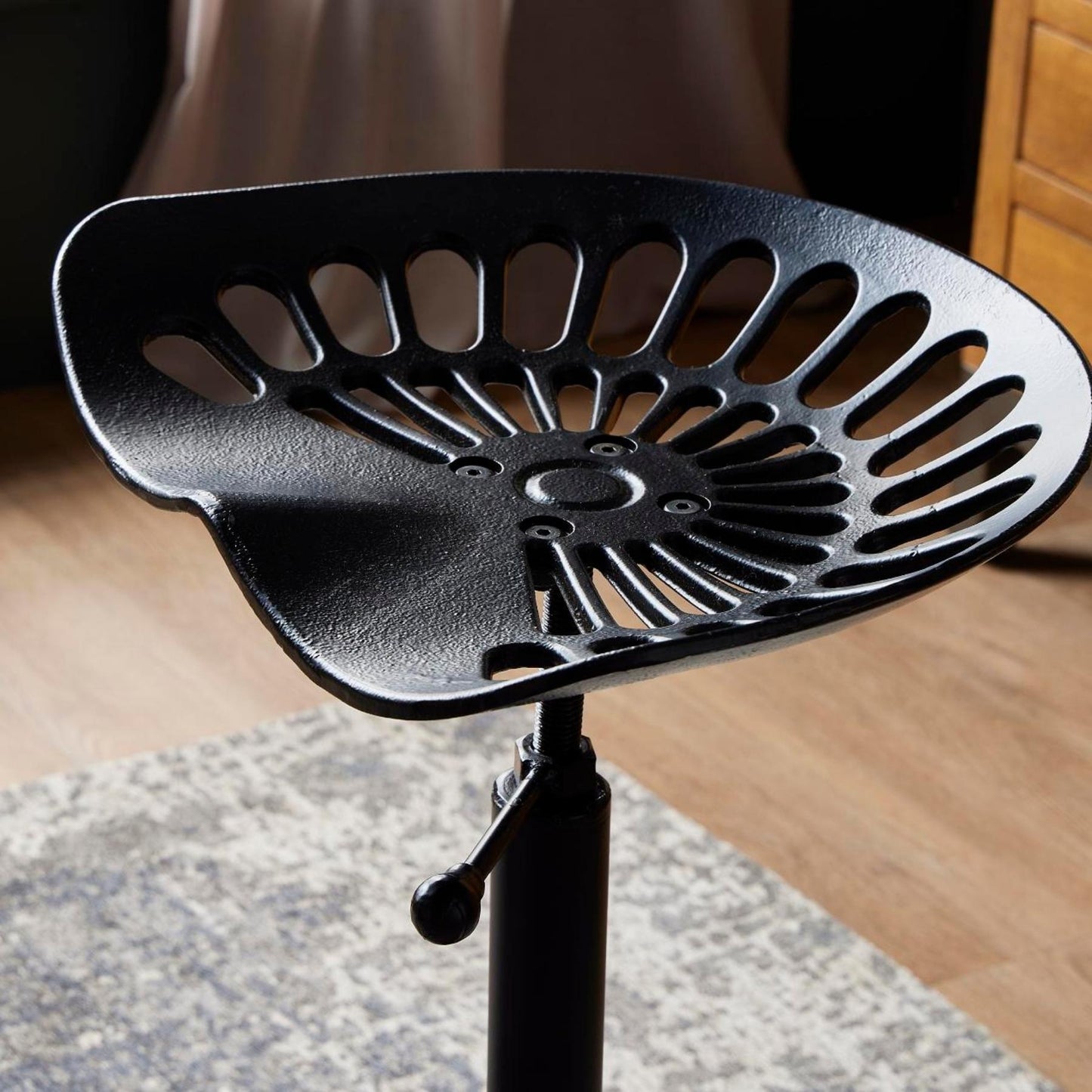 Adjustable Tractor Seat/Stool